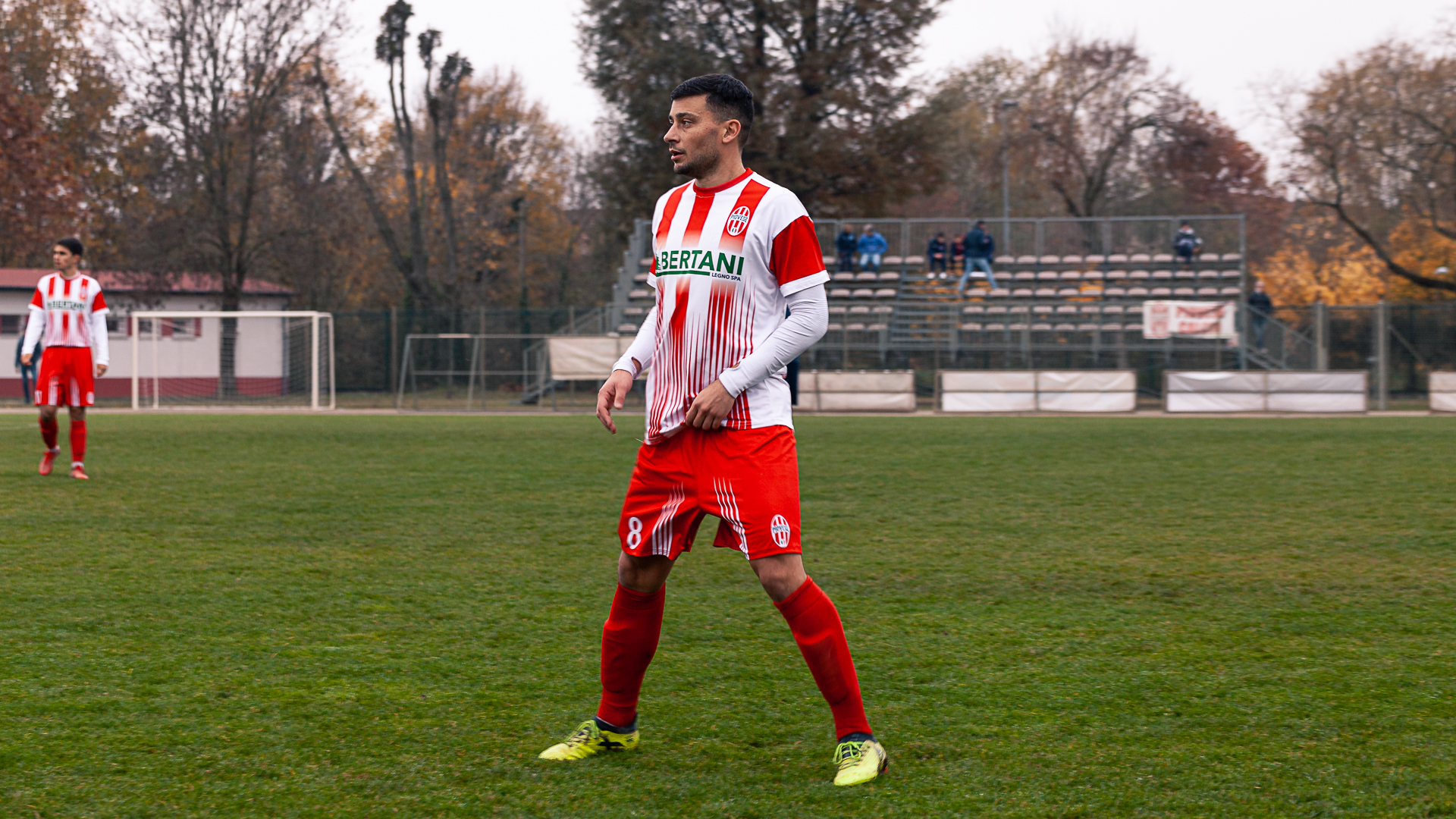 Orlando Pasetto in campo con la maglia della Piovese durante una partita